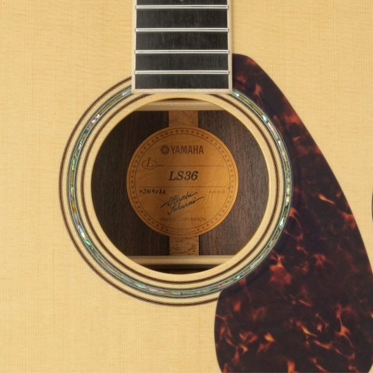 Guitar Yamaha LS36 ARE