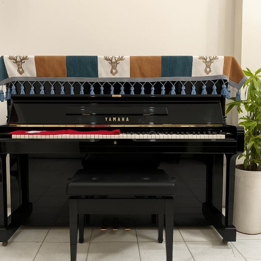 Piano Yamaha YUS Black