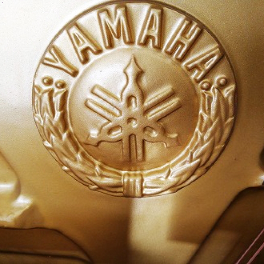 Piano Yamaha U1G-BL