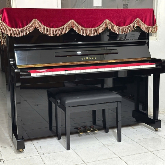 Piano Yamaha MX100MR - Black