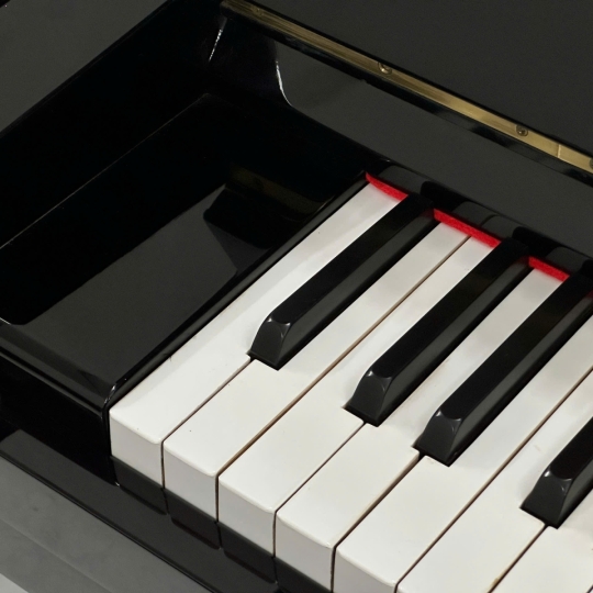 Piano Kawai BL-61