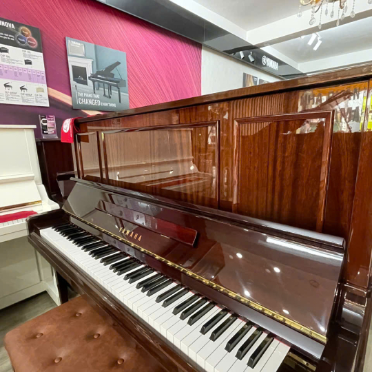 Piano U30Sa Walnut